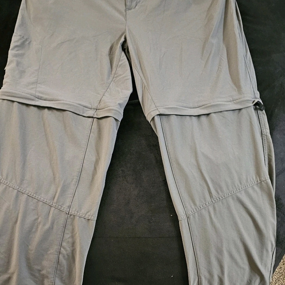 Columbia Gray Cargo Pants Convertible Design Lightweight